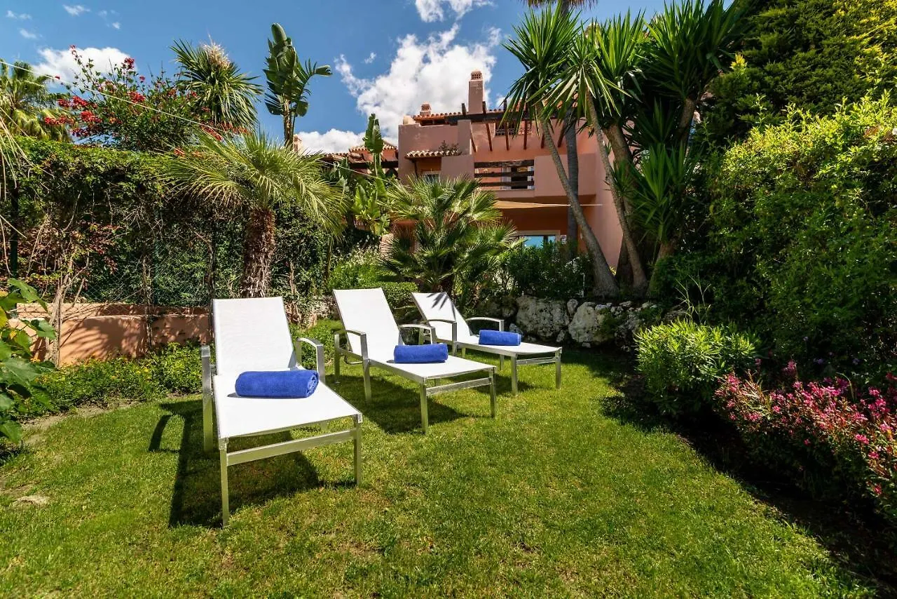 El Calvario Villa Marbella 0*,