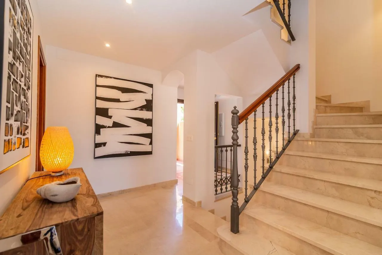 El Calvario Villa Marbella