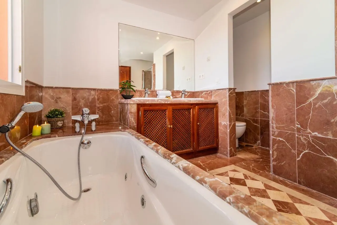 El Calvario Villa Marbella